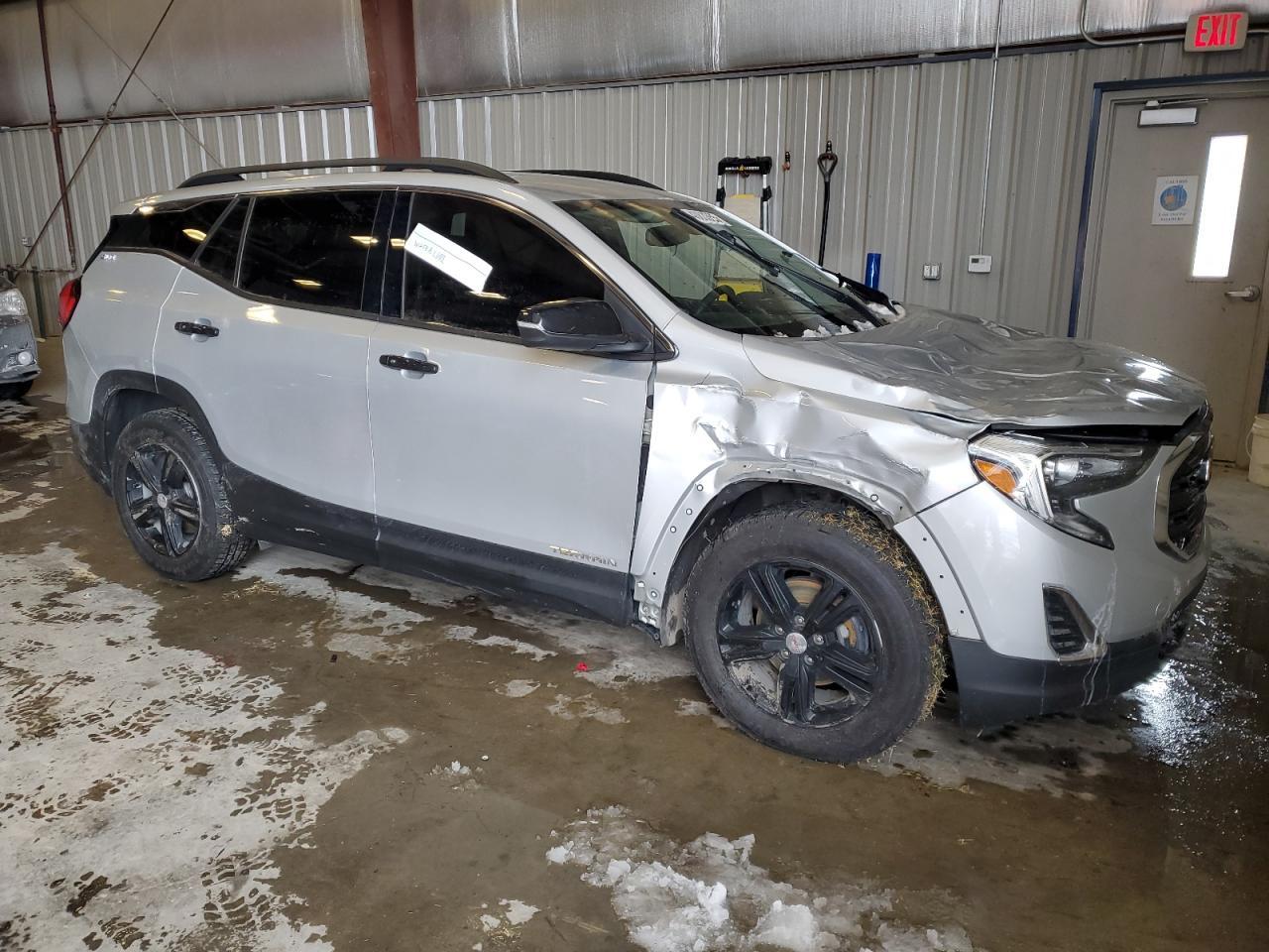 2018 GMC TERRAIN SL - Image 4