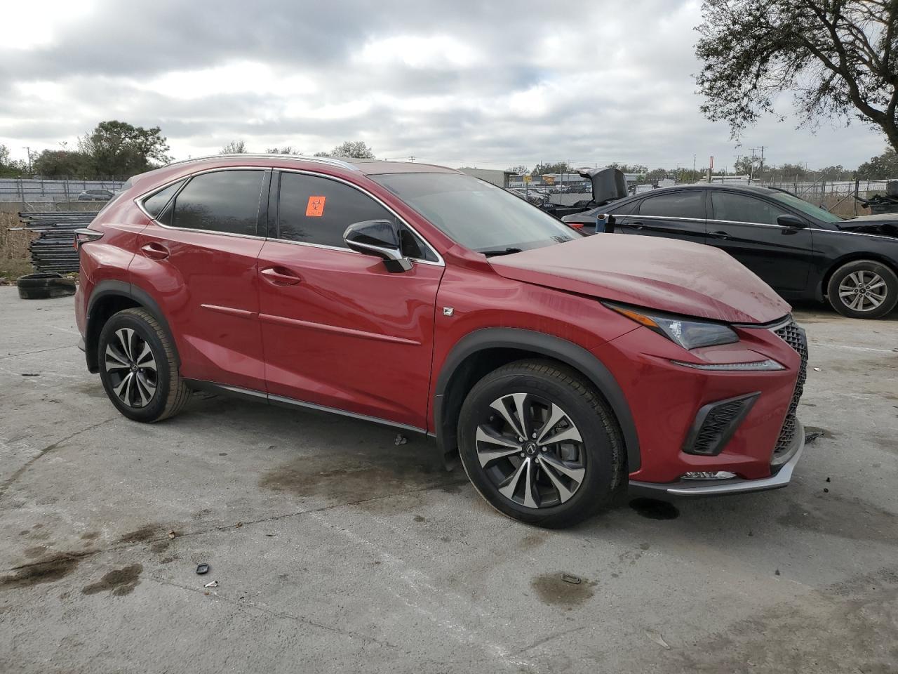 2020 LEXUS NX 300 F S - Фото 4