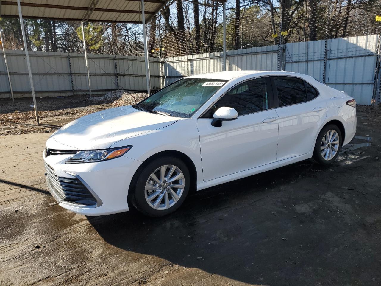 2024 TOYOTA CAMRY LE