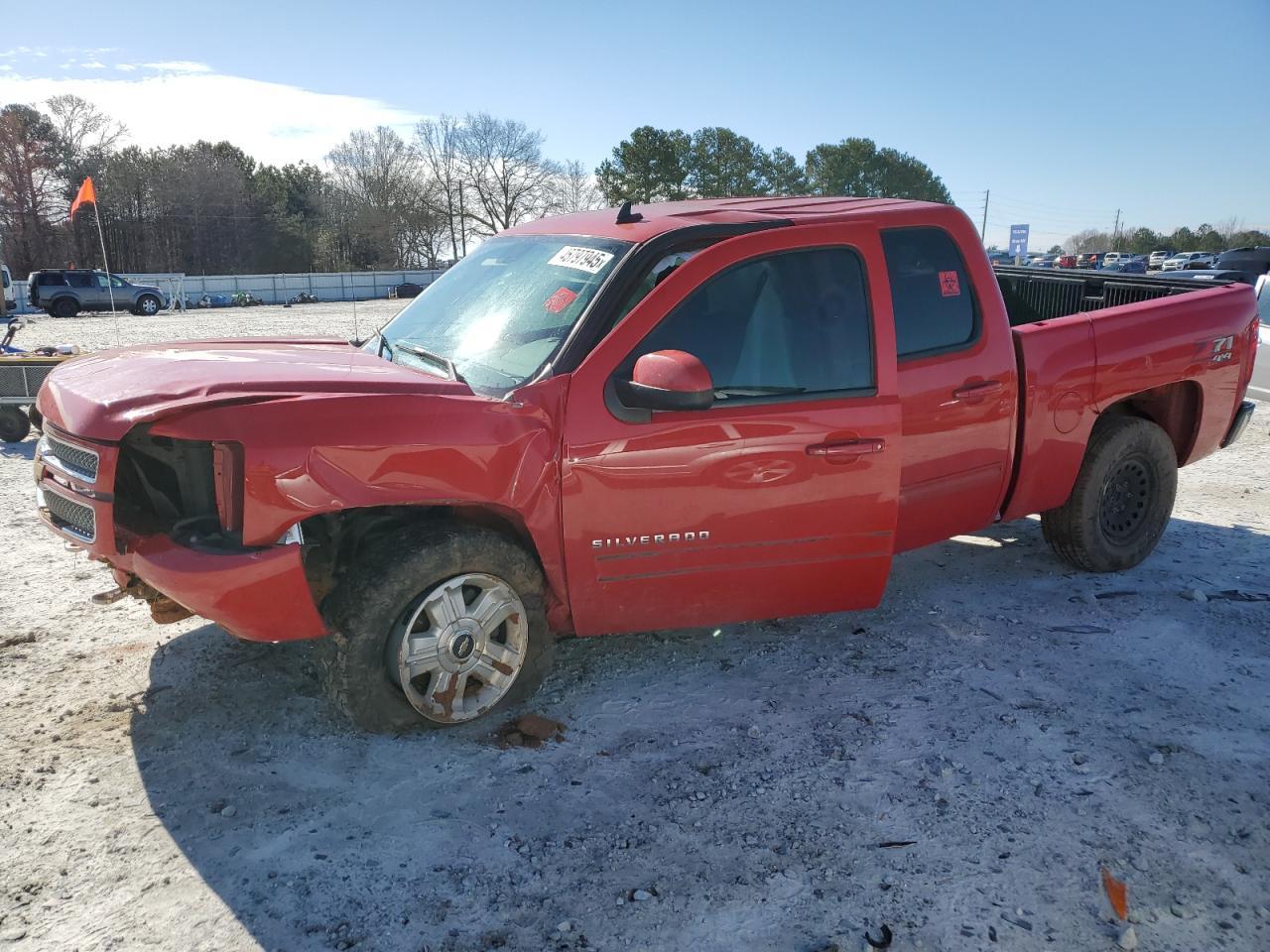2013 CHEVROLET SILVERADO