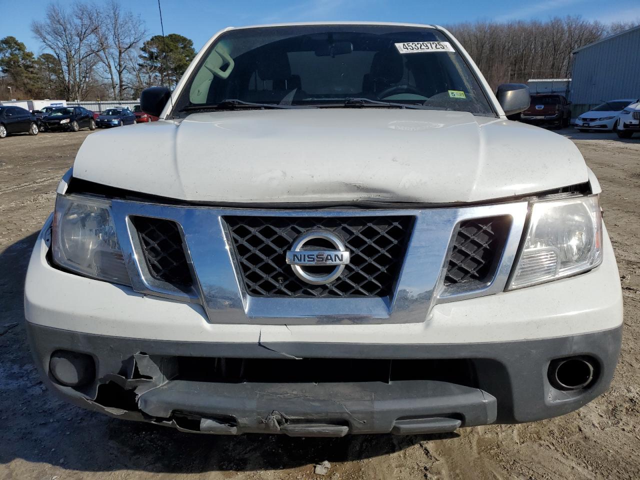 2017 NISSAN FRONTIER S - Фото 5