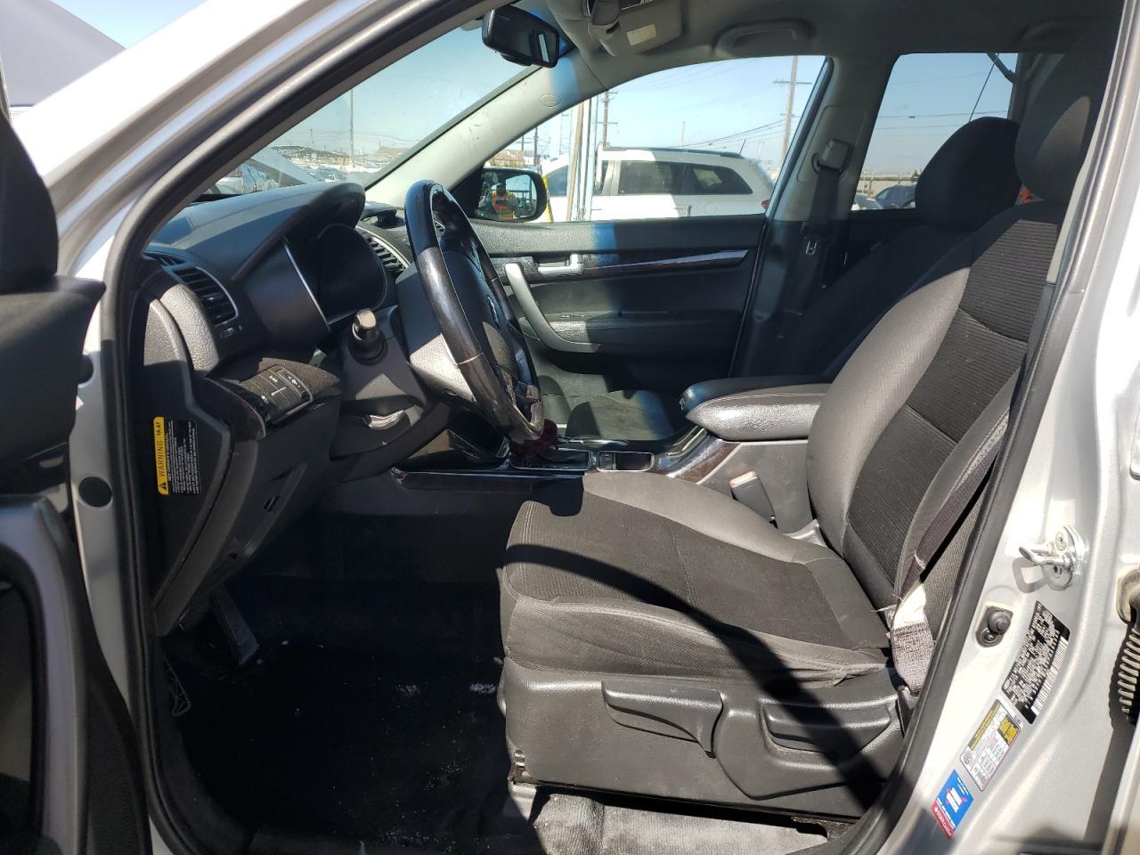 2015 KIA SORENTO LX - Image 7