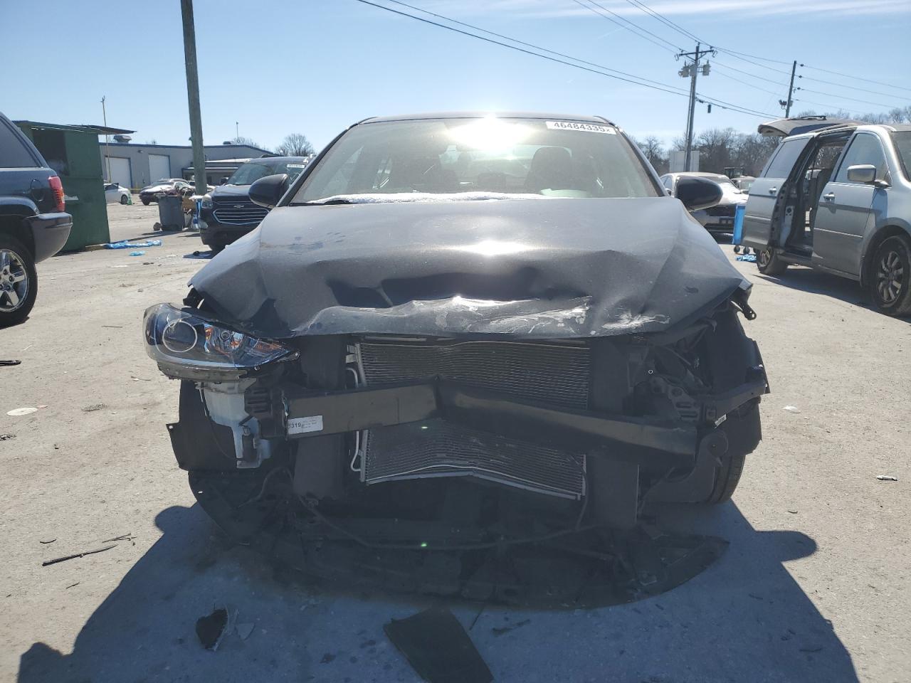 2018 HYUNDAI ELANTRA SE - Фото 5