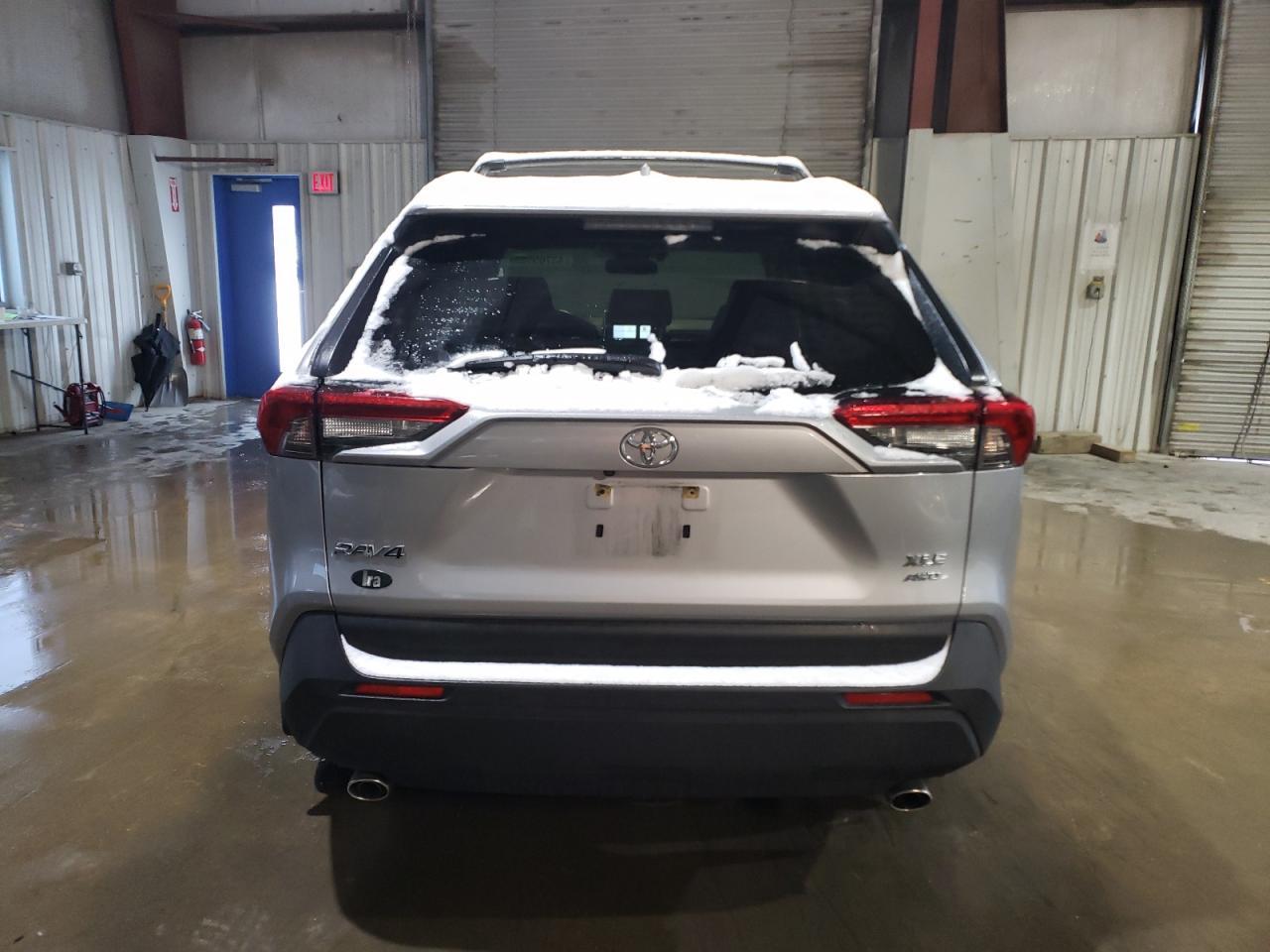 2019 TOYOTA RAV4 XLE P - Image 6