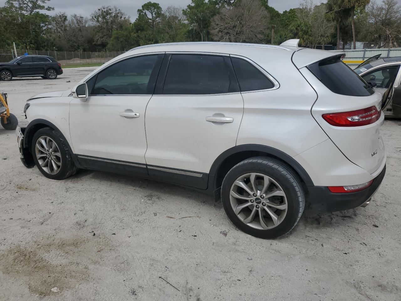 2017 LINCOLN MKC SELECT - Image 2
