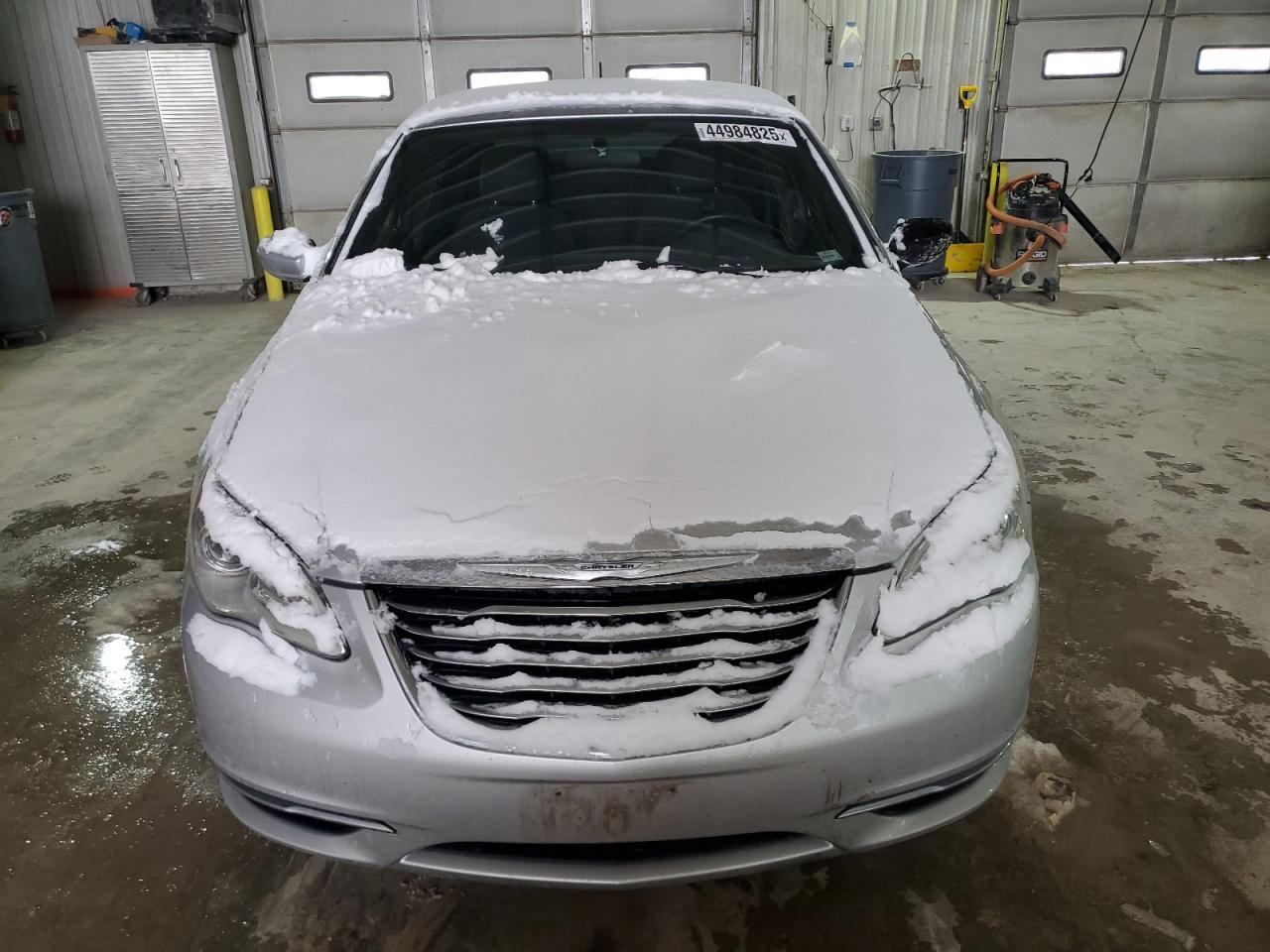 2012 CHRYSLER 200 LX - Image 5