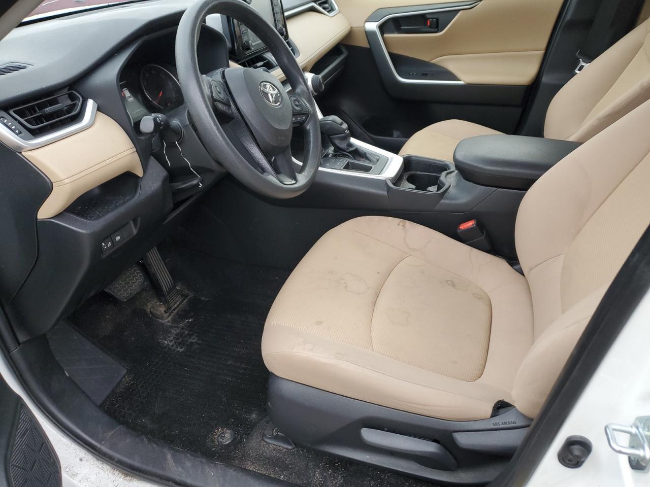 2021 TOYOTA RAV4 LE - Image 7