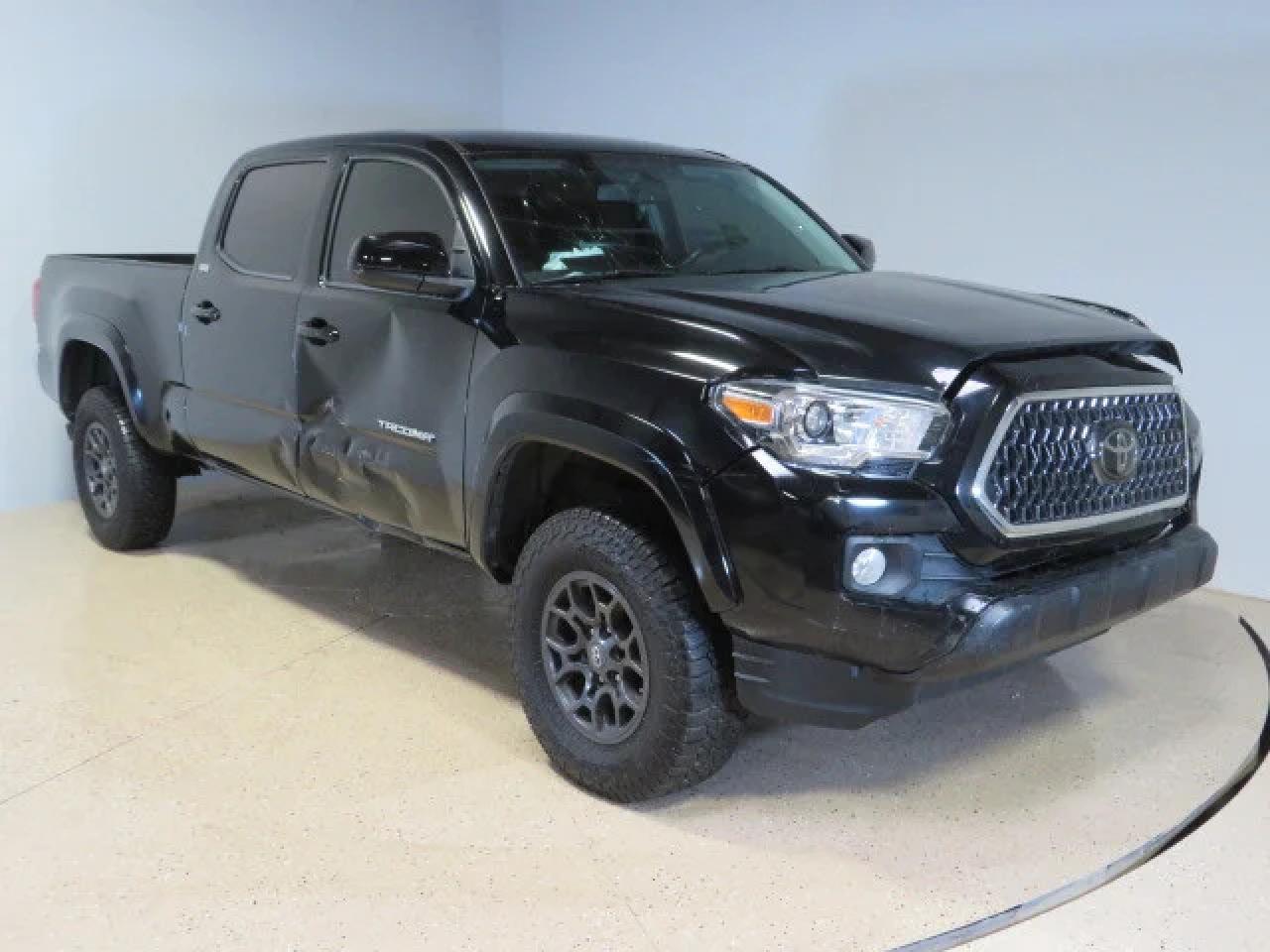 2017 TOYOTA TACOMA DOU