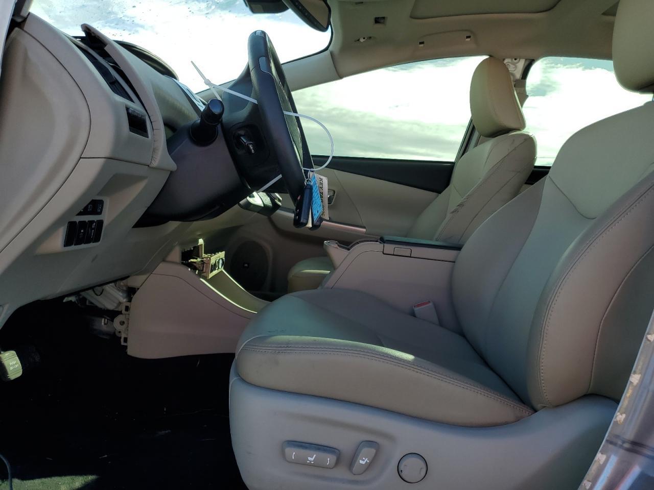 2016 TOYOTA PRIUS V - Фото 7
