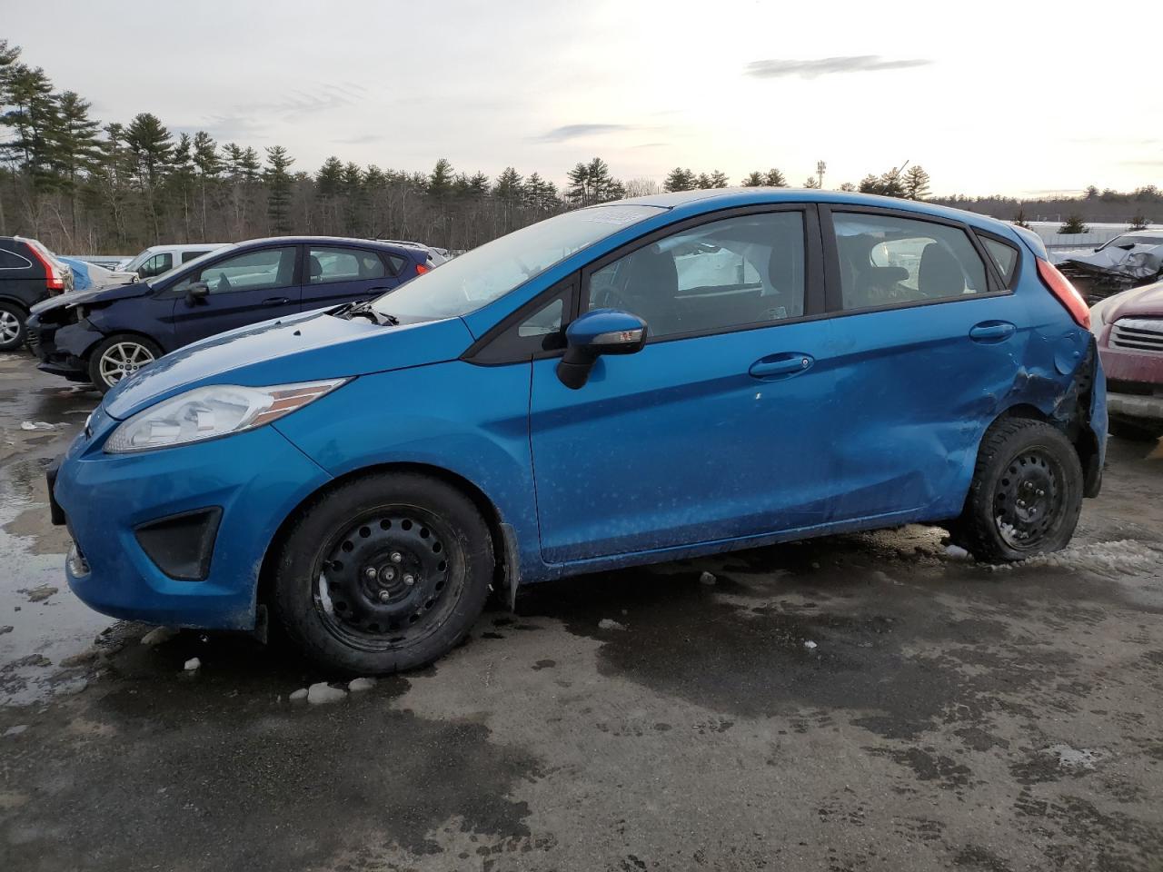 2013 FORD FIESTA SE