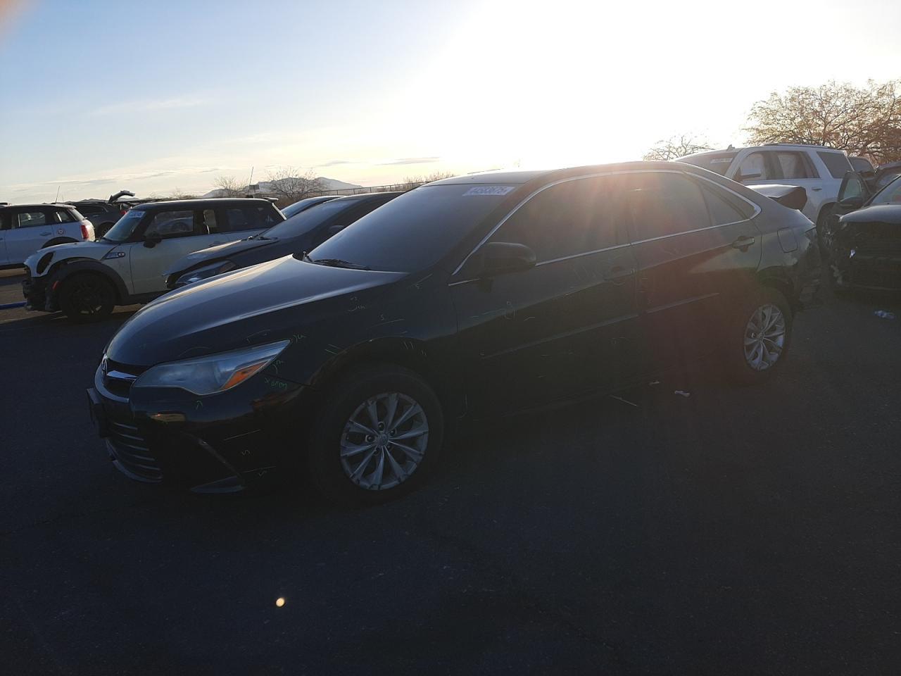 2016 TOYOTA CAMRY LE