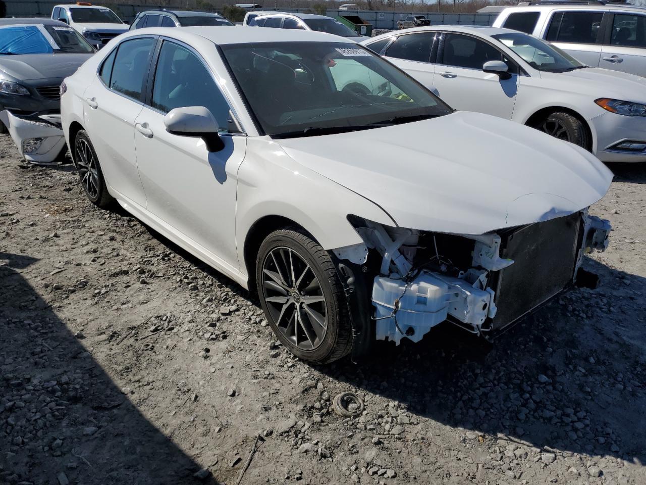 2021 TOYOTA CAMRY SE - Image 4