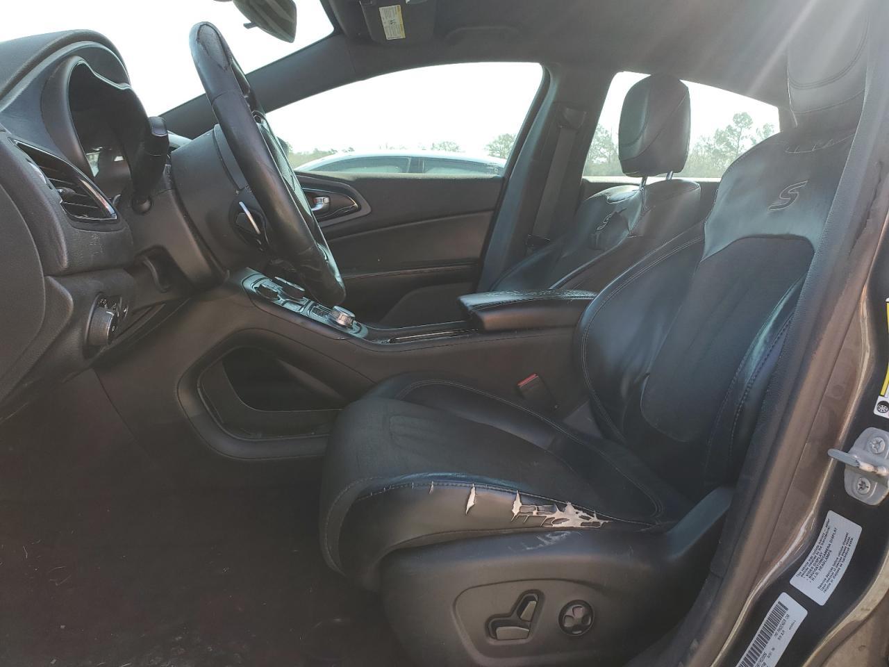 2015 CHRYSLER 200 S - Фото 7