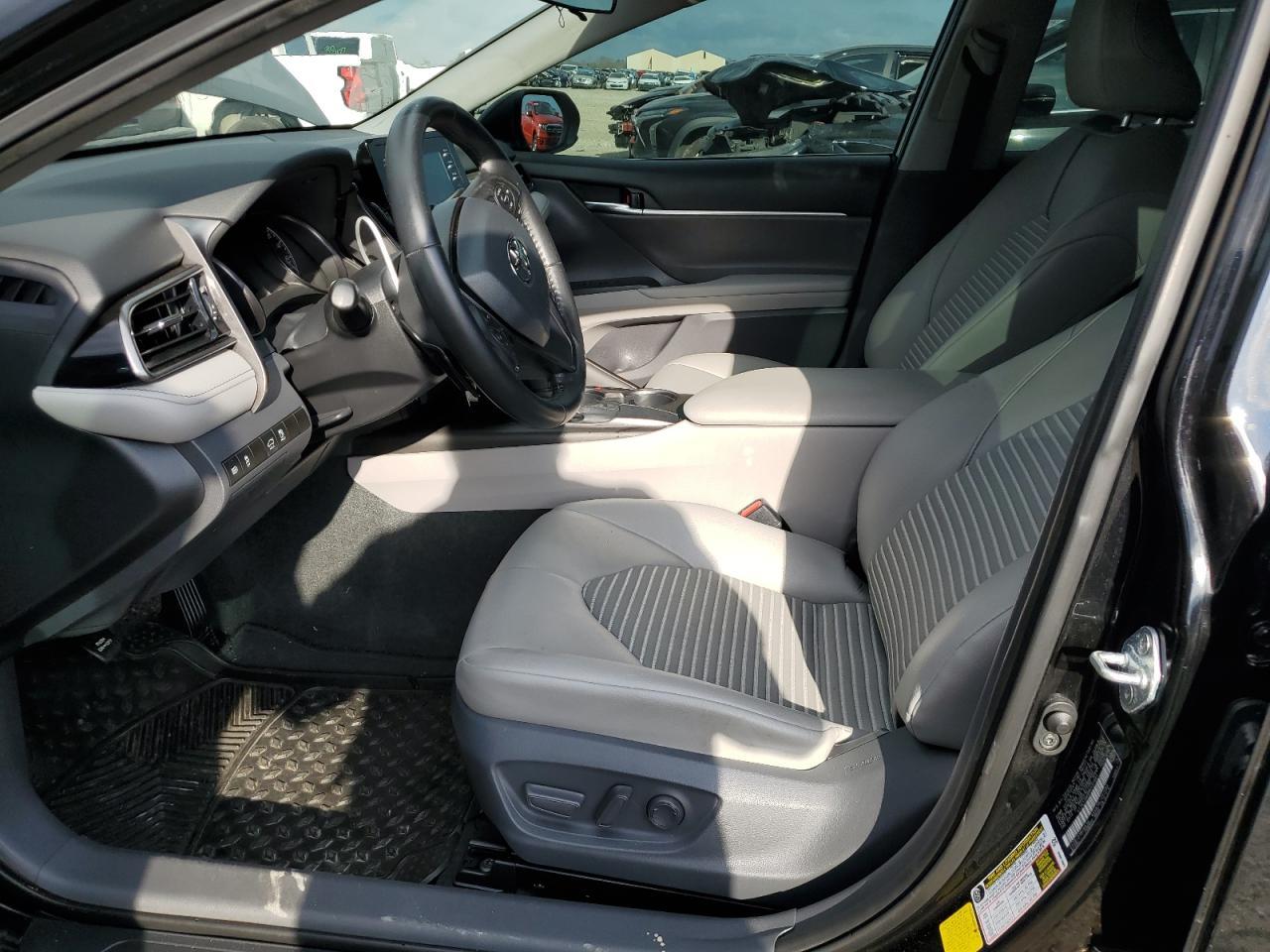 2021 TOYOTA CAMRY SE - Фото 7