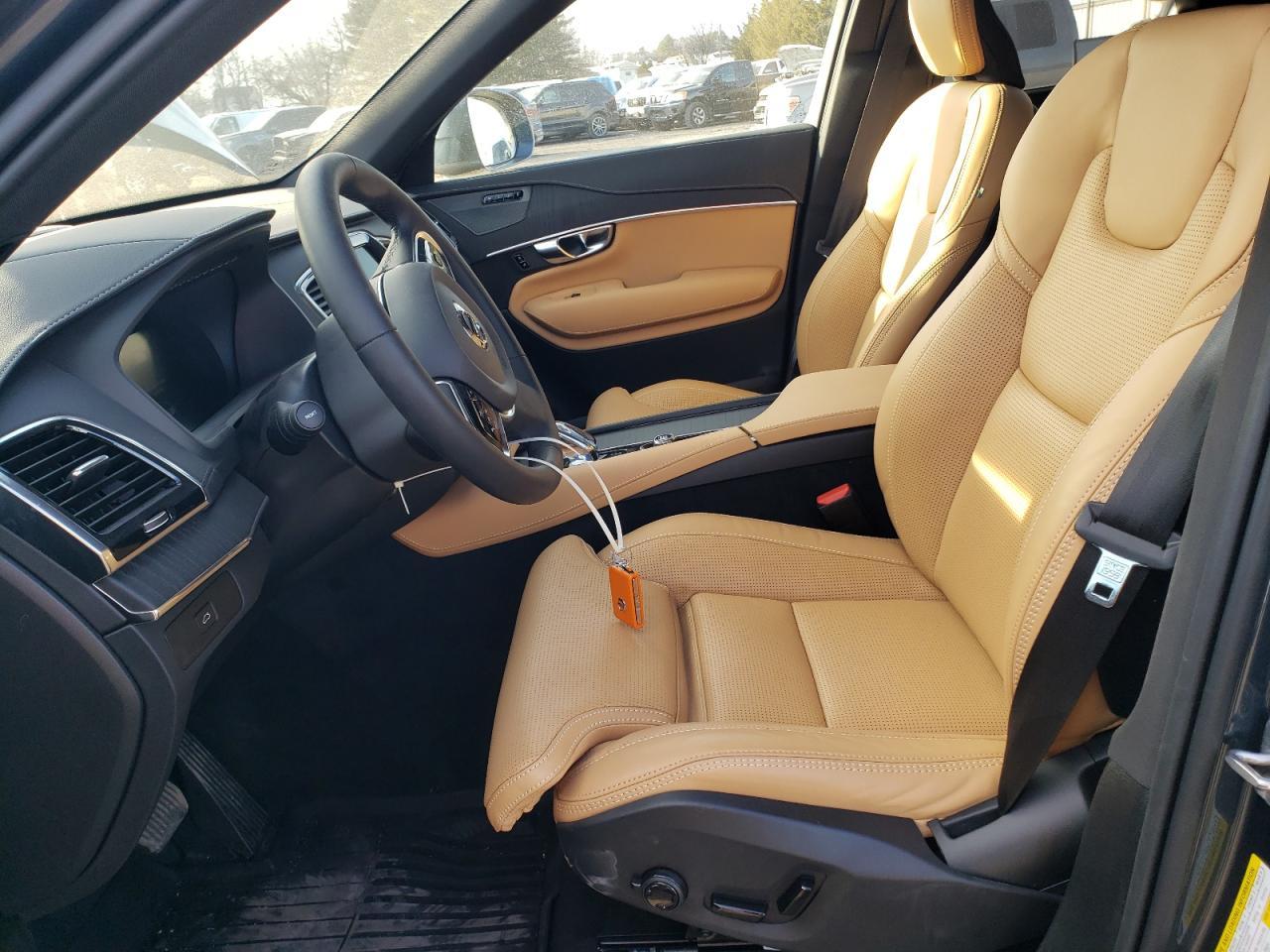 2025 VOLVO XC90 ULTRA - Image 7