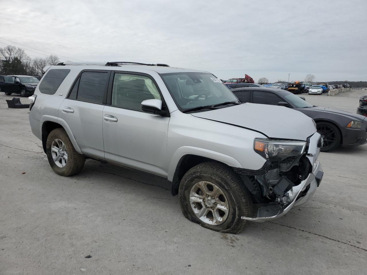 2020 TOYOTA 4RUNNER SR - Фото 4