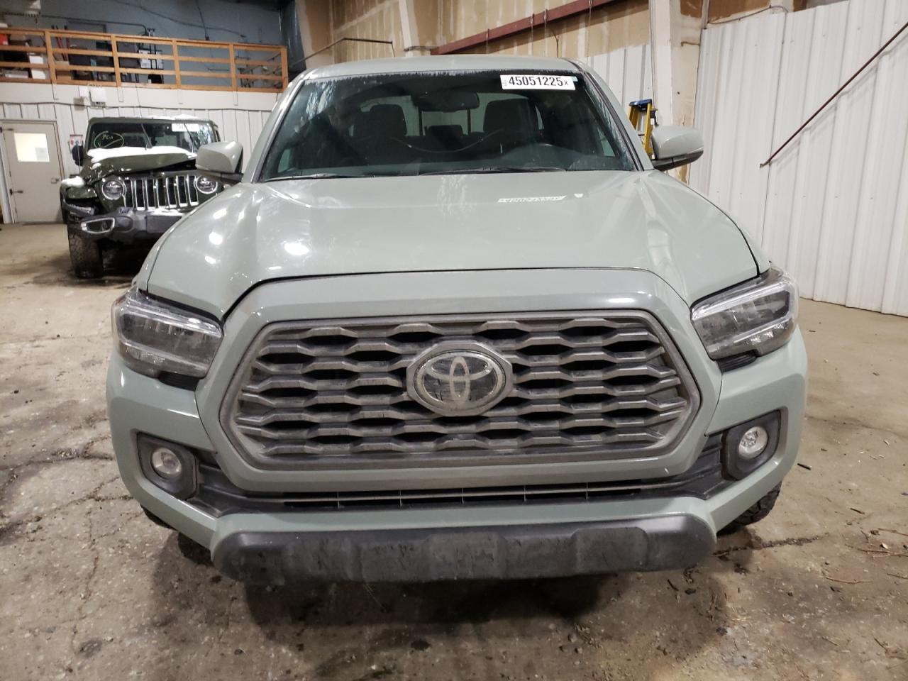 2023 TOYOTA TACOMA DOU - Фото 5