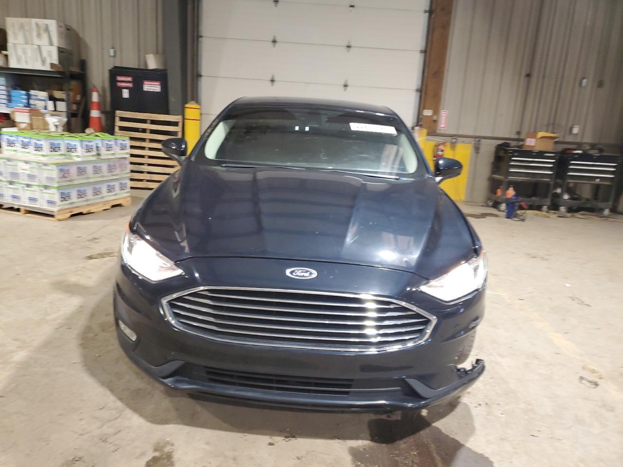 2020 FORD FUSION SE - Фото 5