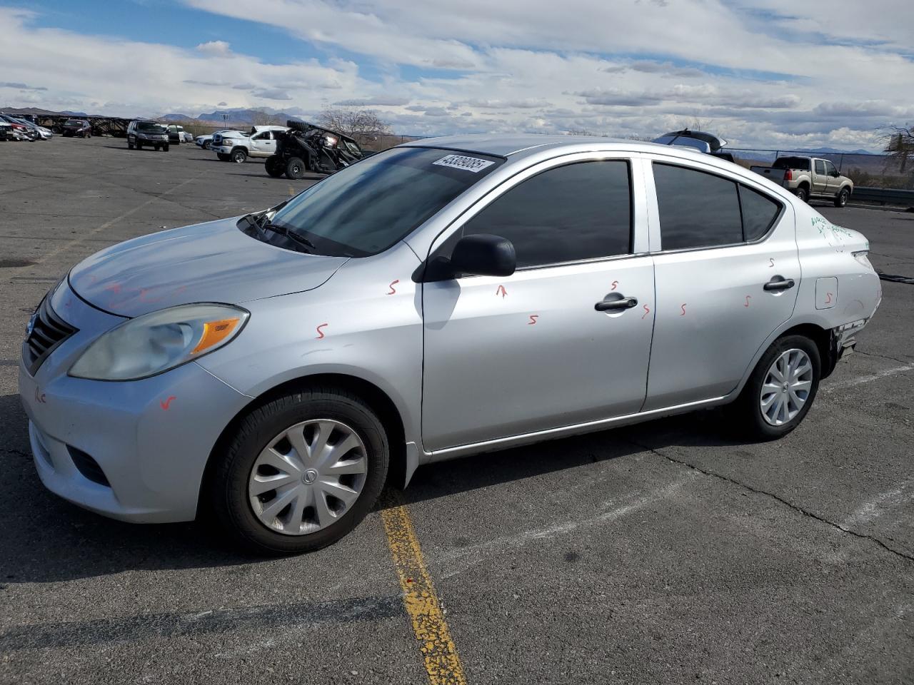 2014 NISSAN VERSA S