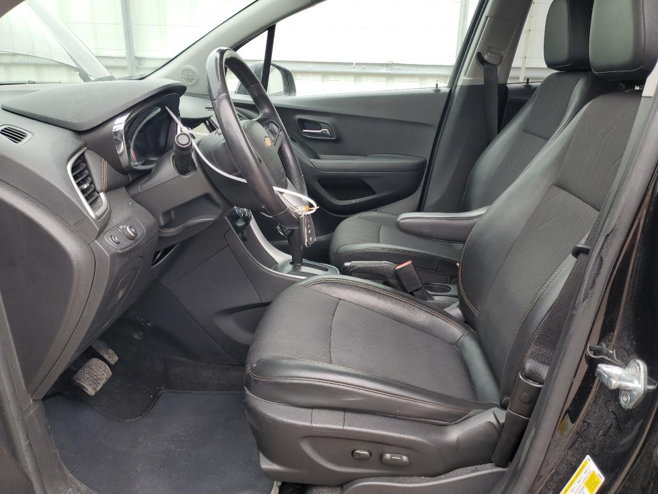 2019 CHEVROLET TRAX 1LT - Image 7