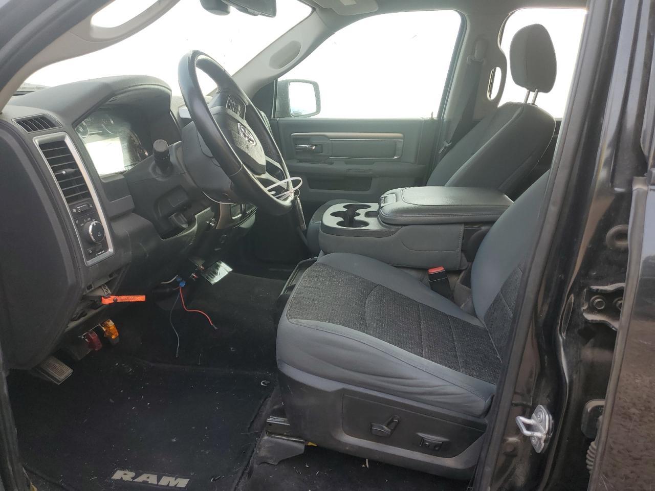 2017 RAM 1500 SLT - Image 7