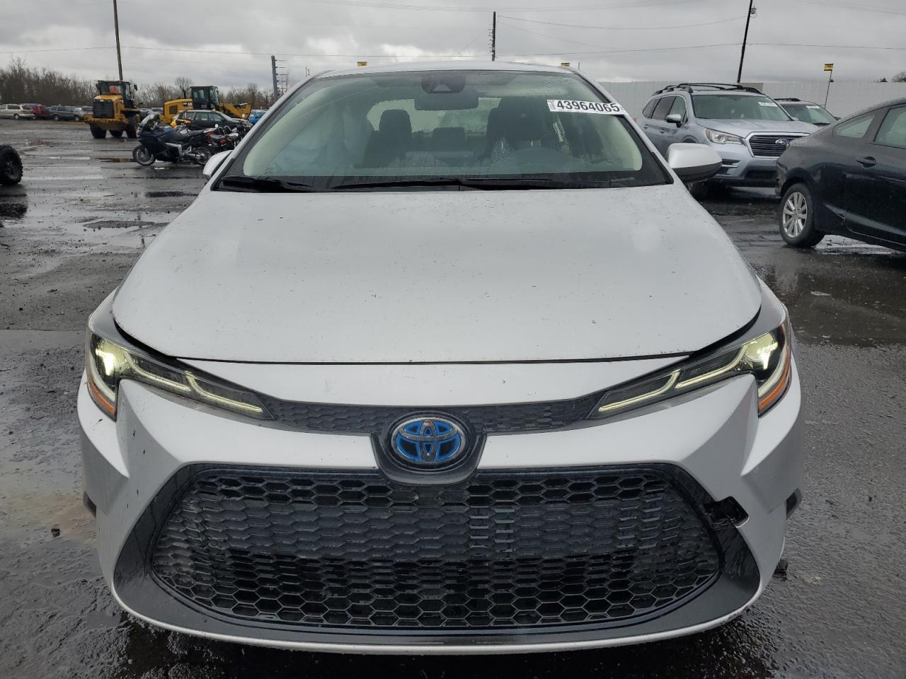2022 TOYOTA COROLLA LE - Фото 5