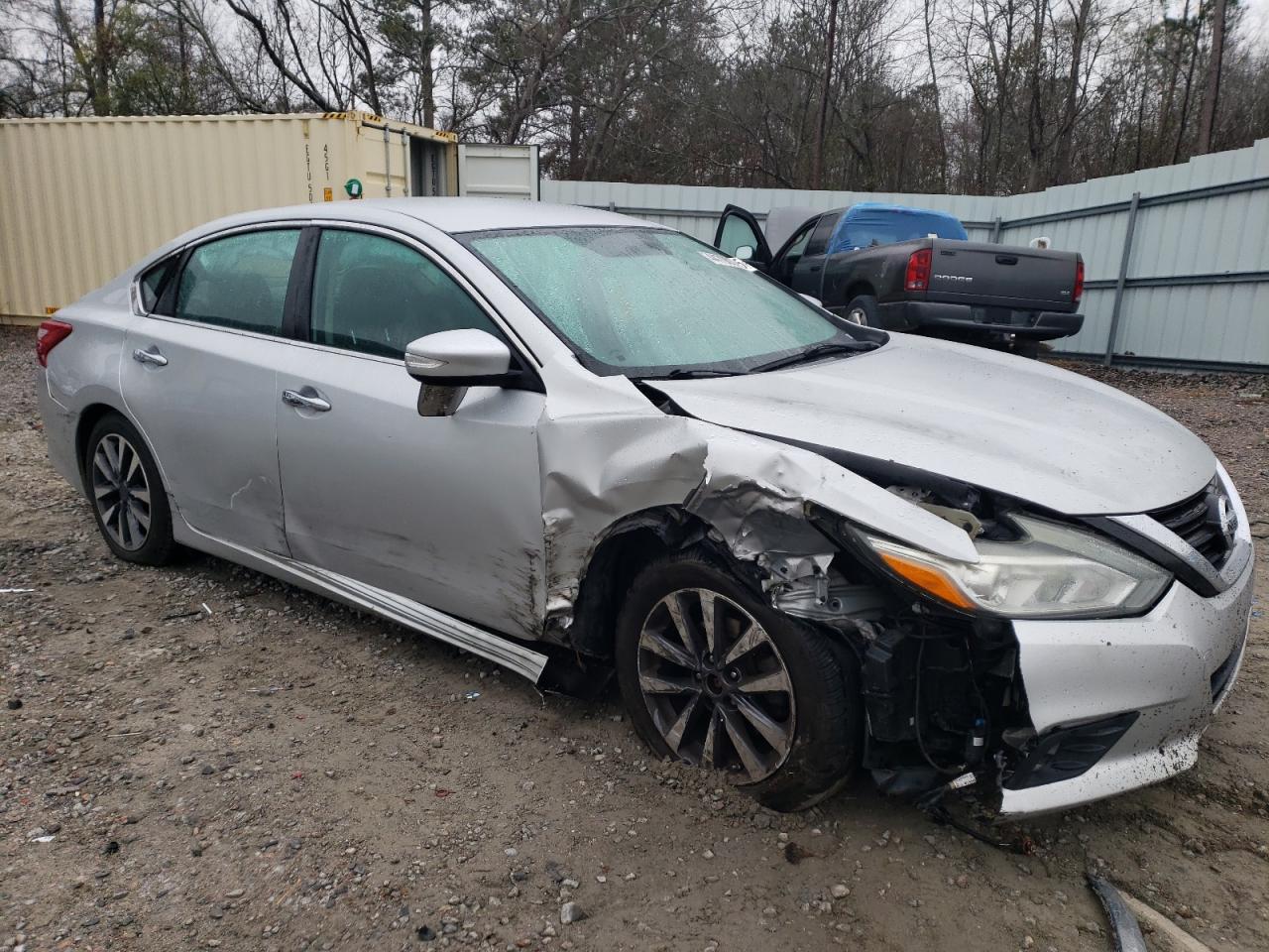 2017 NISSAN ALTIMA 2.5 - Фото 4