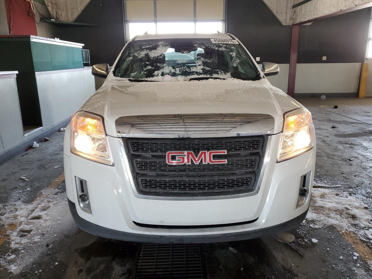 2014 GMC TERRAIN SL - Image 5