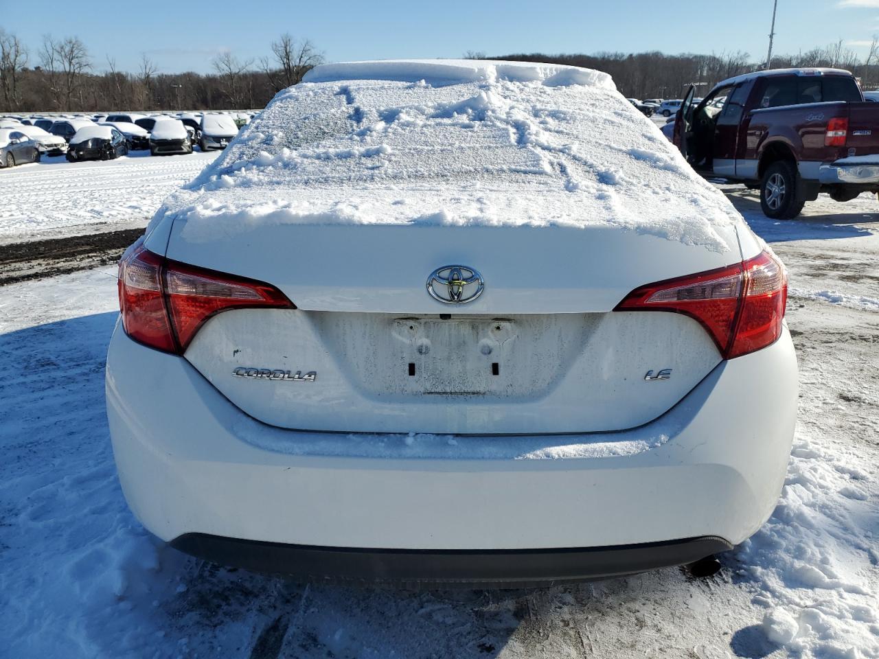 2018 TOYOTA COROLLA L - Image 6