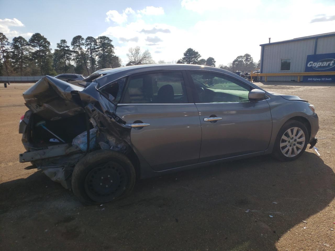 2017 NISSAN SENTRA S - Фото 3