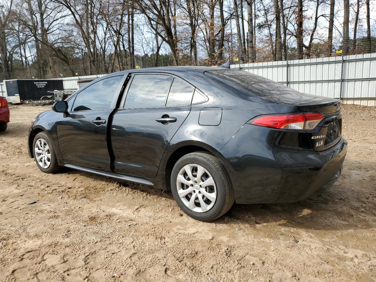 2021 TOYOTA COROLLA LE - Image 2
