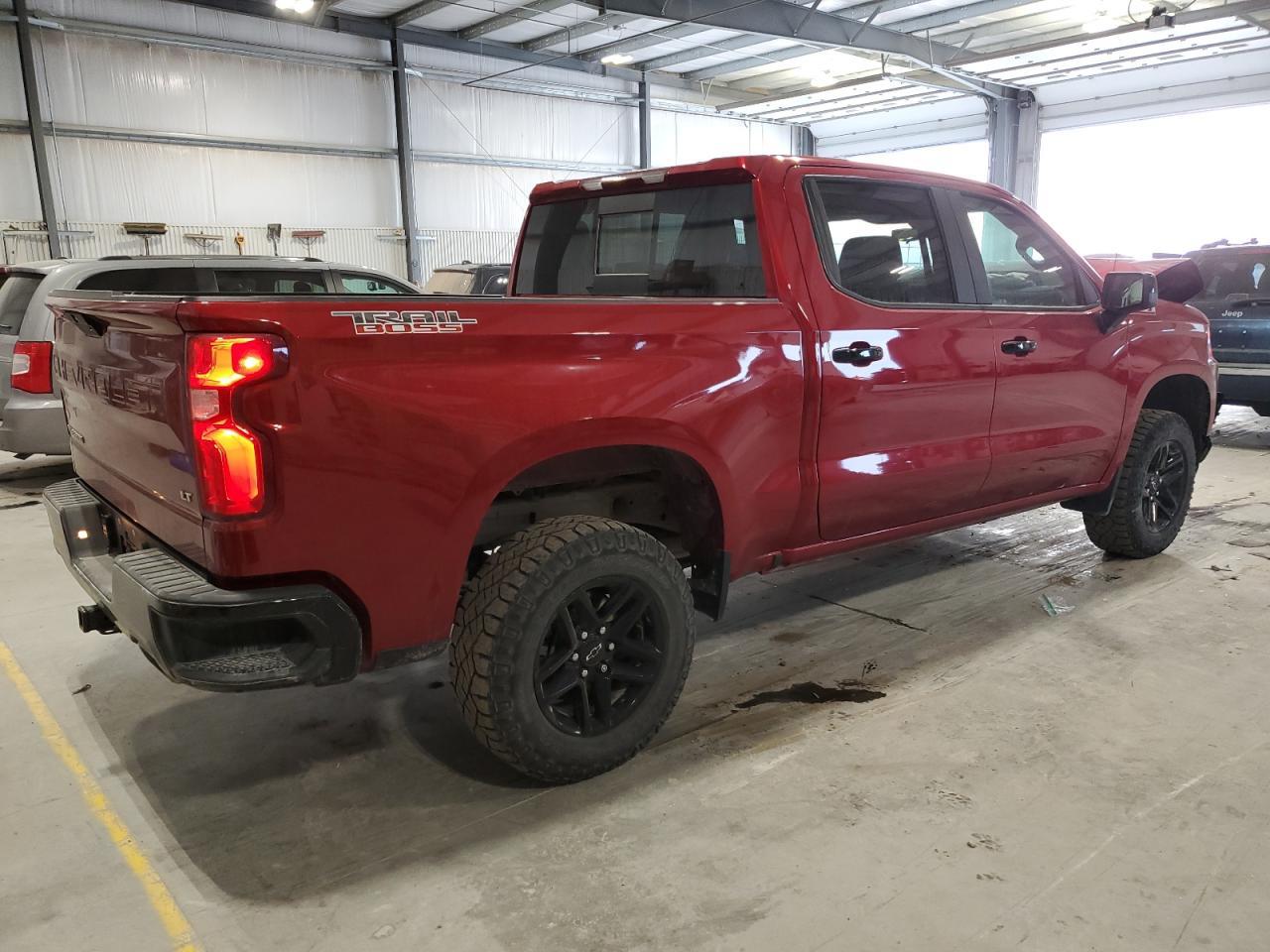 2021 CHEVROLET SILVERADO - Фото 3
