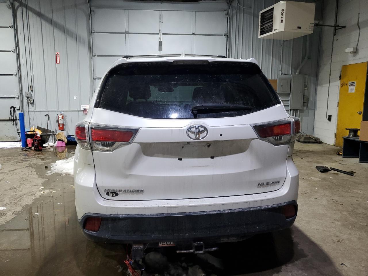 2014 TOYOTA HIGHLANDER - Фото 6