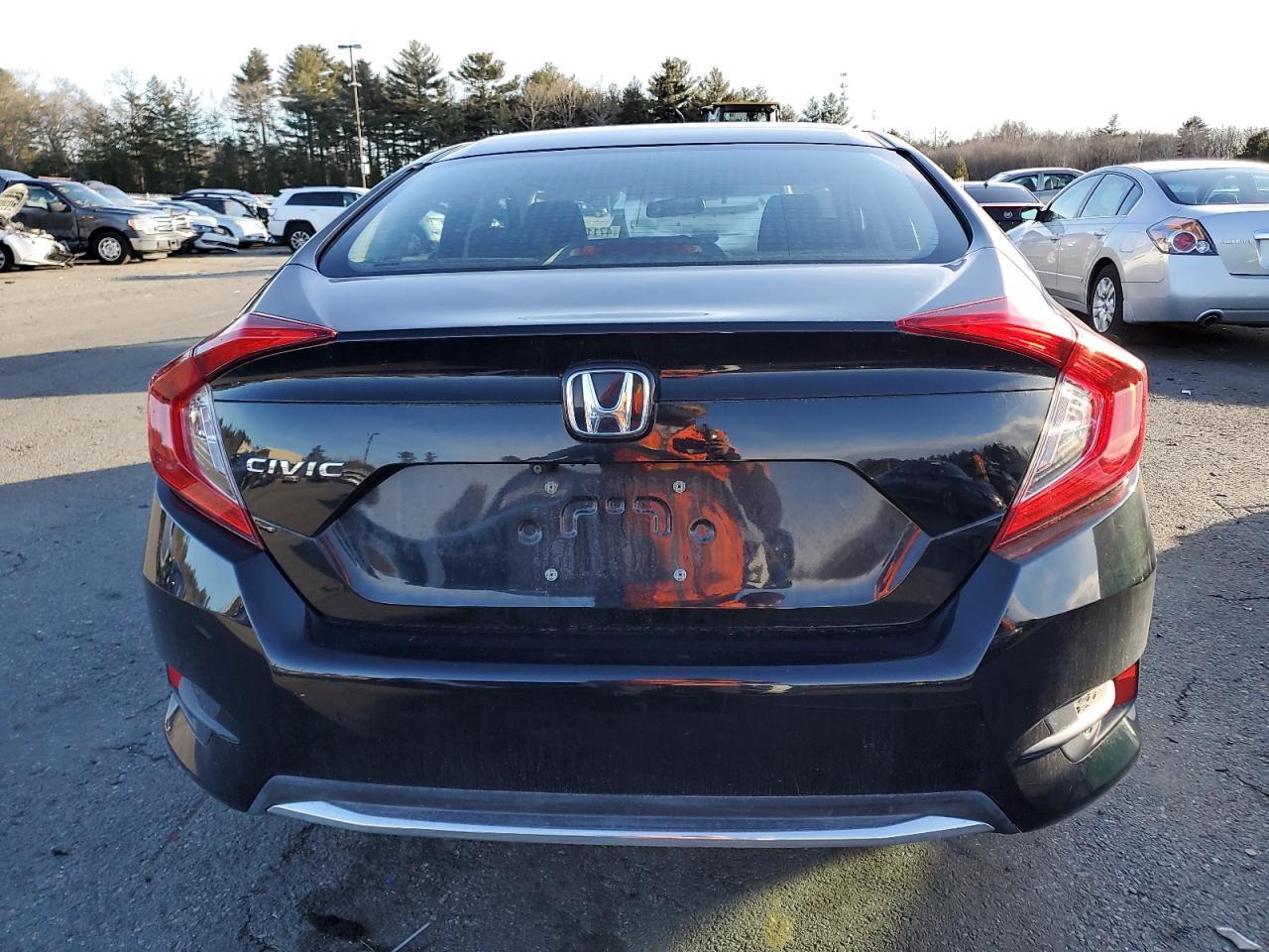 2019 HONDA CIVIC LX - Image 6