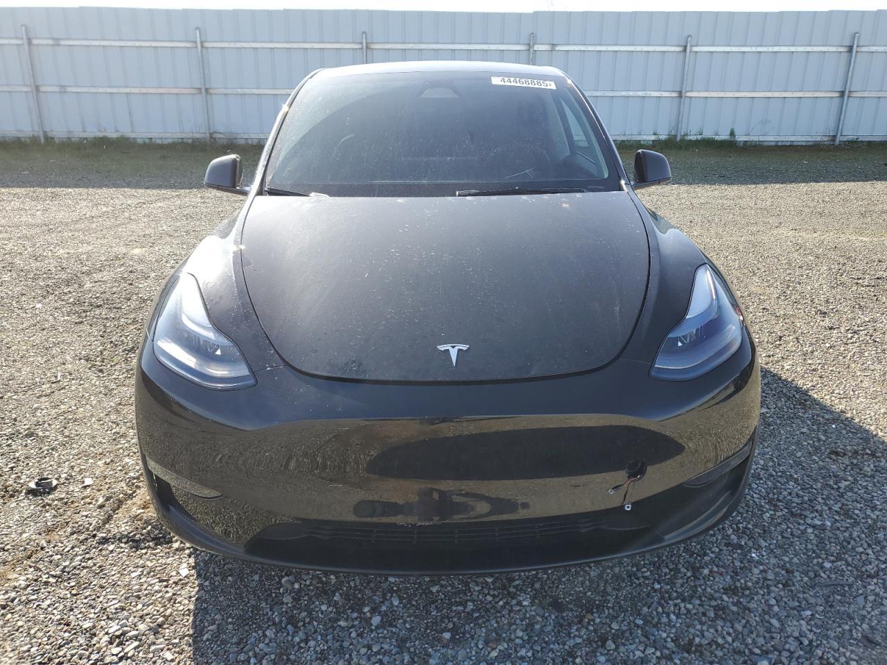 2024 TESLA MODEL Y - Фото 5