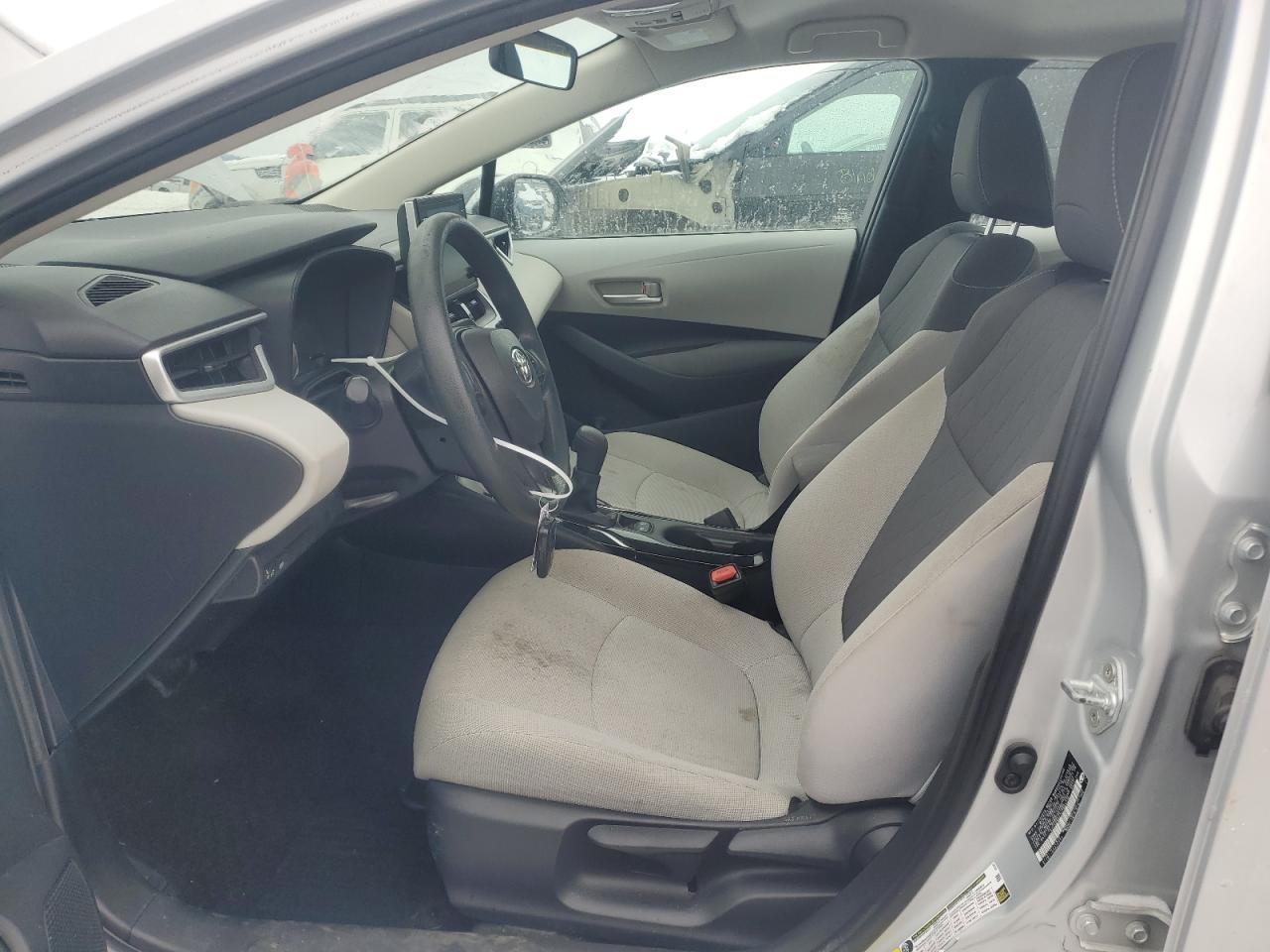 2020 TOYOTA COROLLA LE - Фото 7