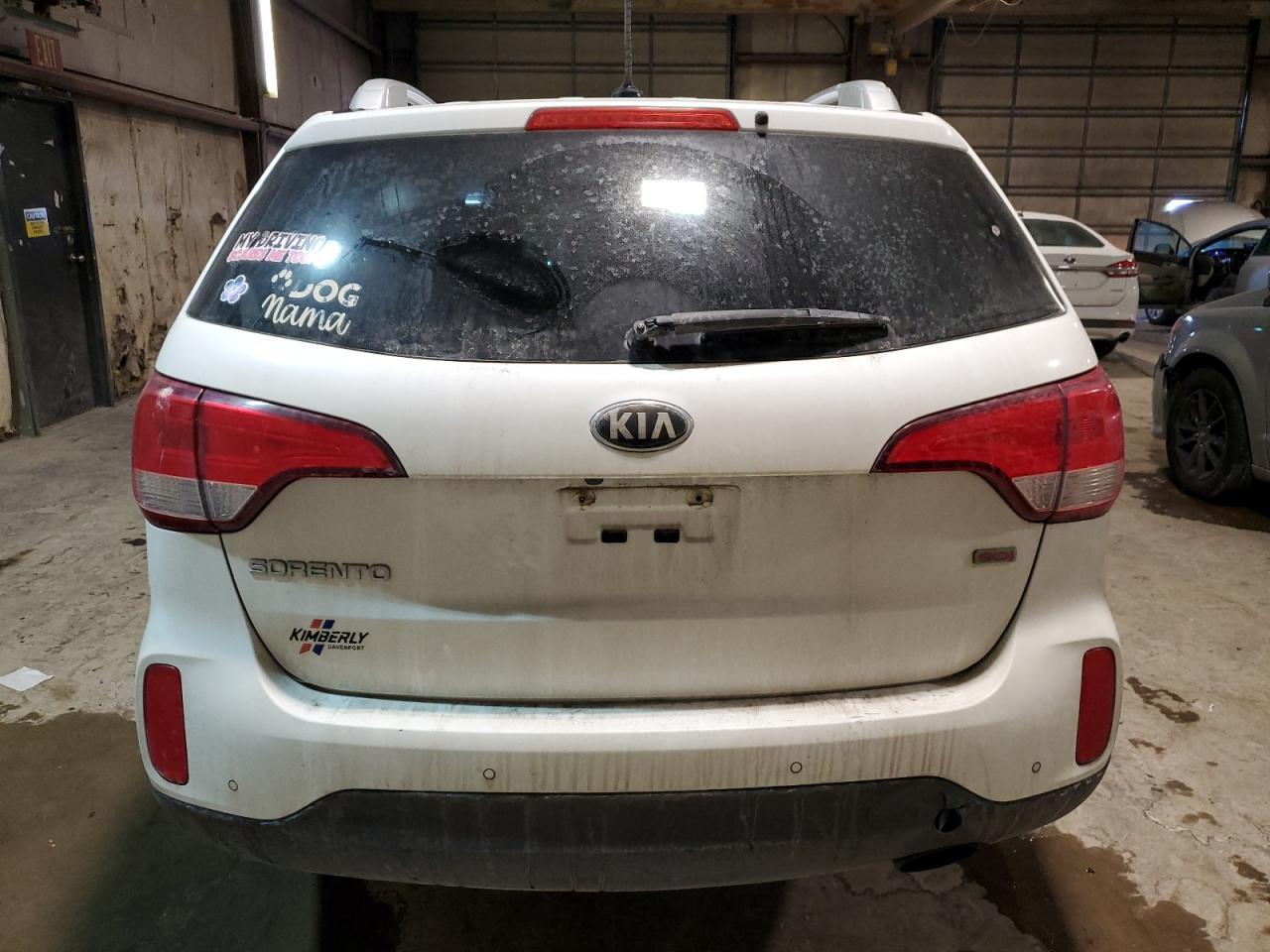 2014 KIA SORENTO LX - Image 6