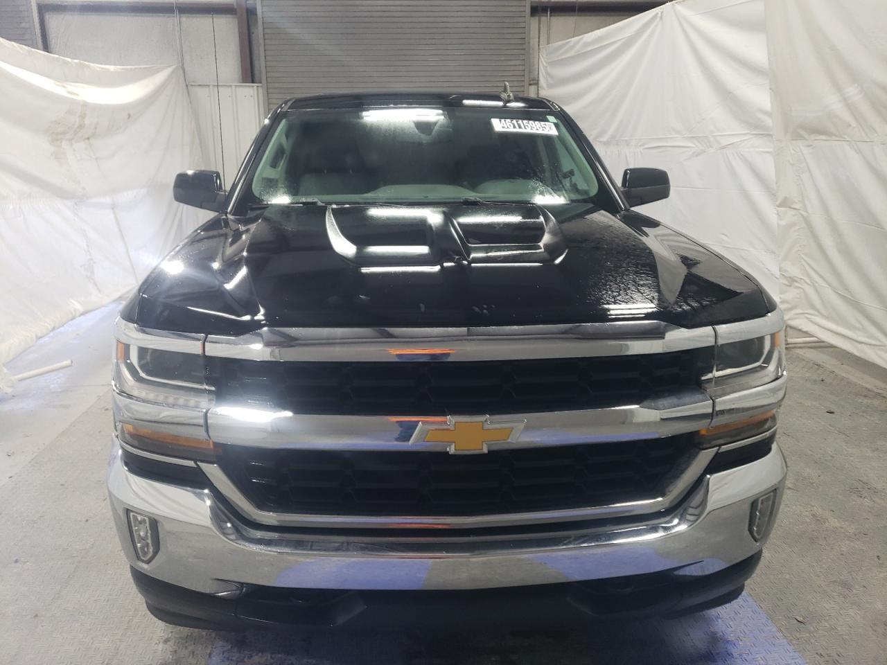 2017 CHEVROLET SILVERADO - Image 5