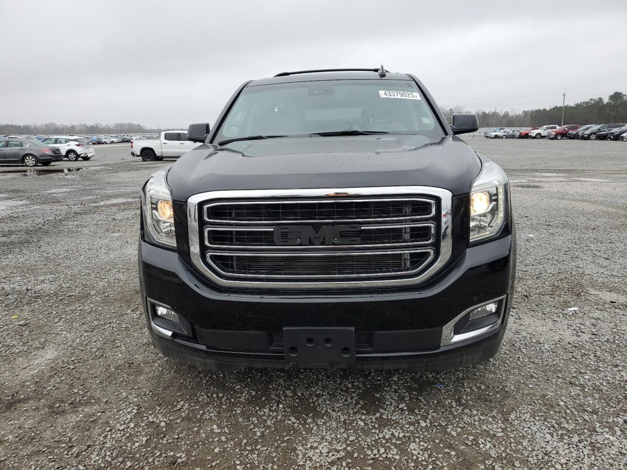 2016 GMC YUKON - Фото 5