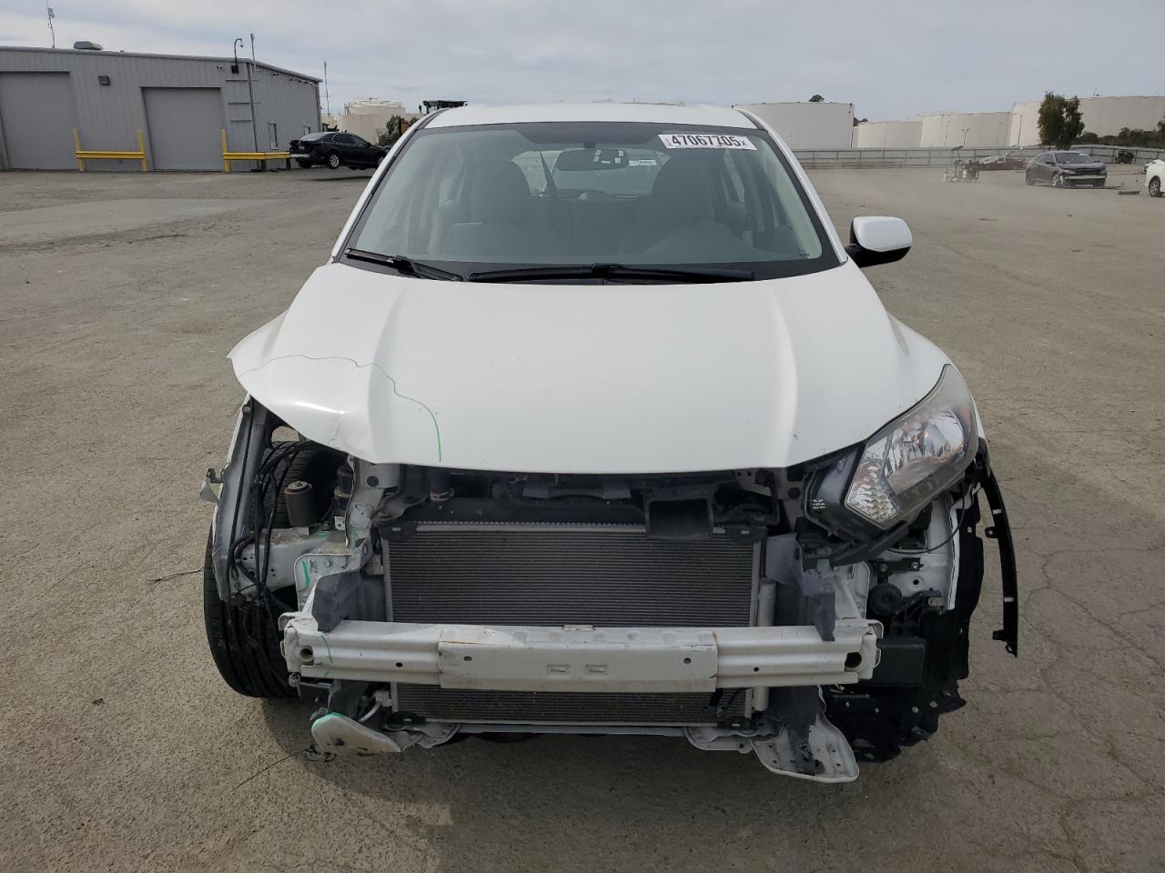 2018 HONDA HR-V LX - Image 5