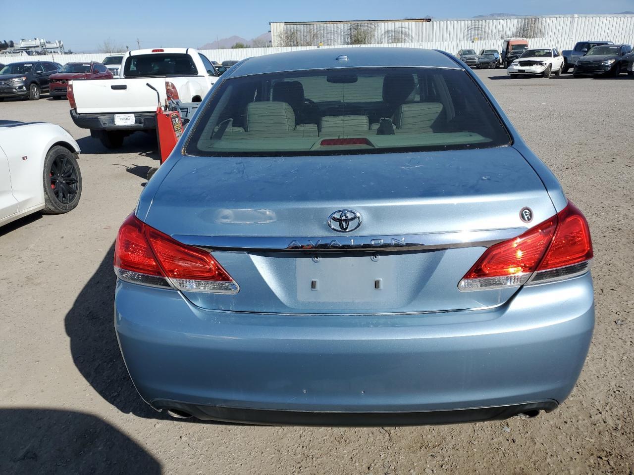 2011 TOYOTA AVALON BAS - Image 6