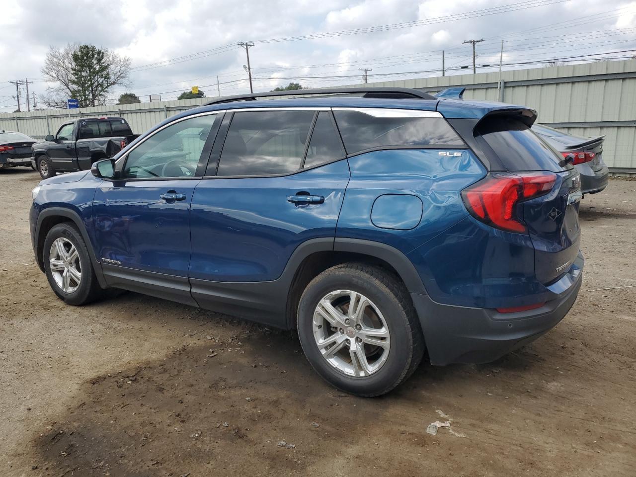 2019 GMC TERRAIN SL - Фото 2