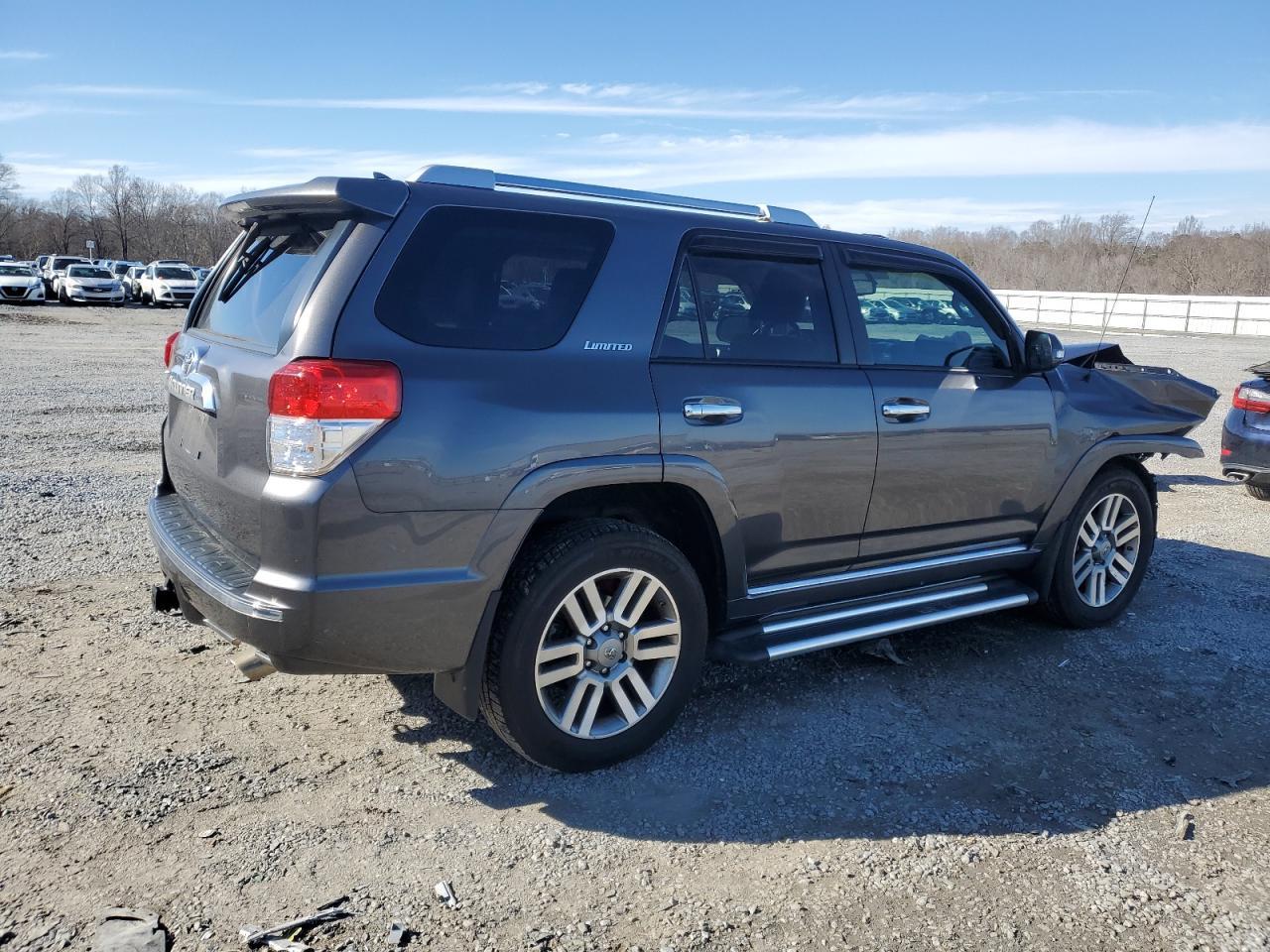 2011 TOYOTA 4RUNNER SR - Image 3