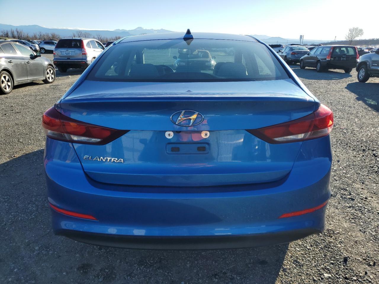 2018 HYUNDAI ELANTRA SE - Фото 6