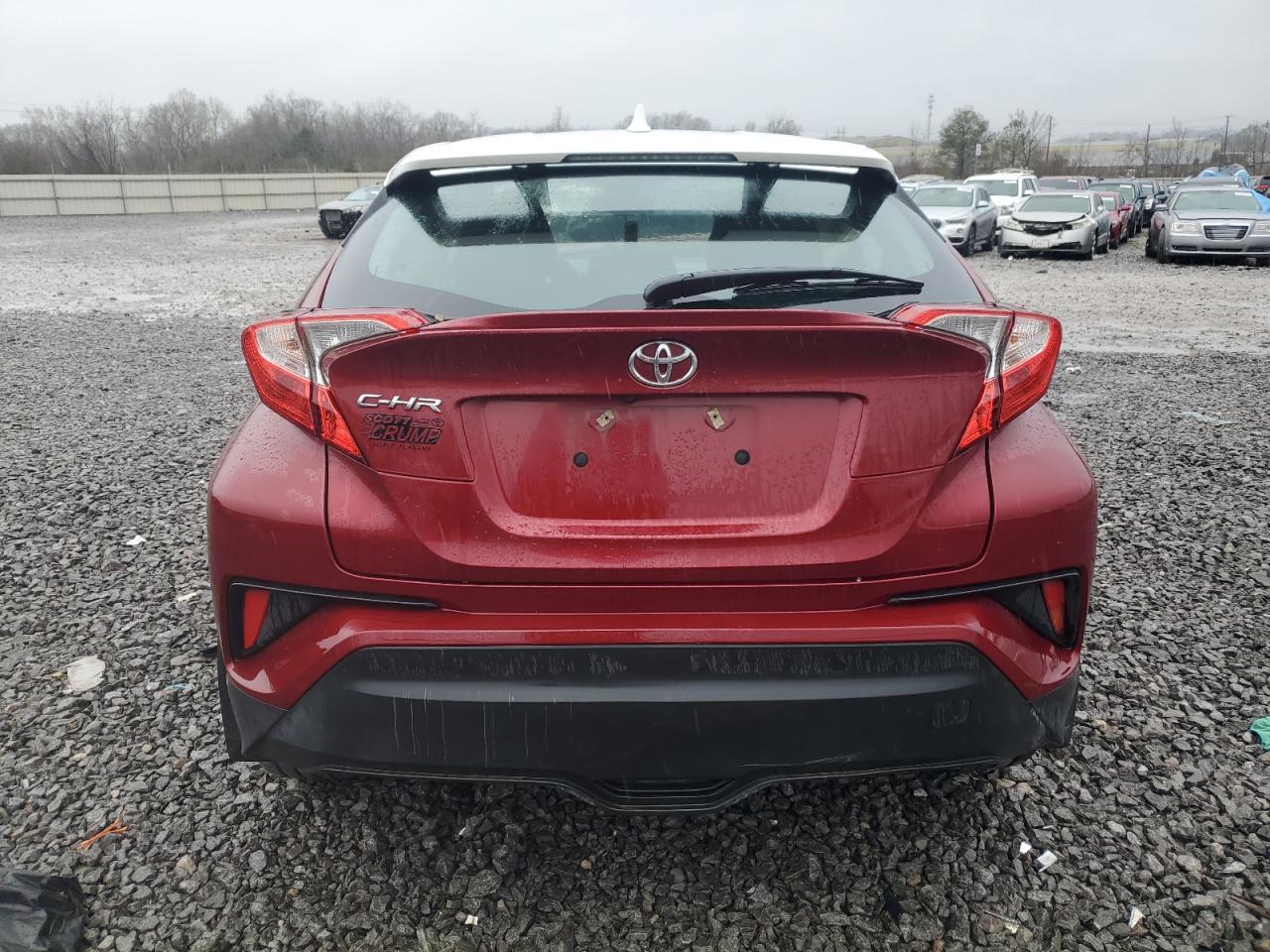 2018 TOYOTA C-HR XLE - Фото 6