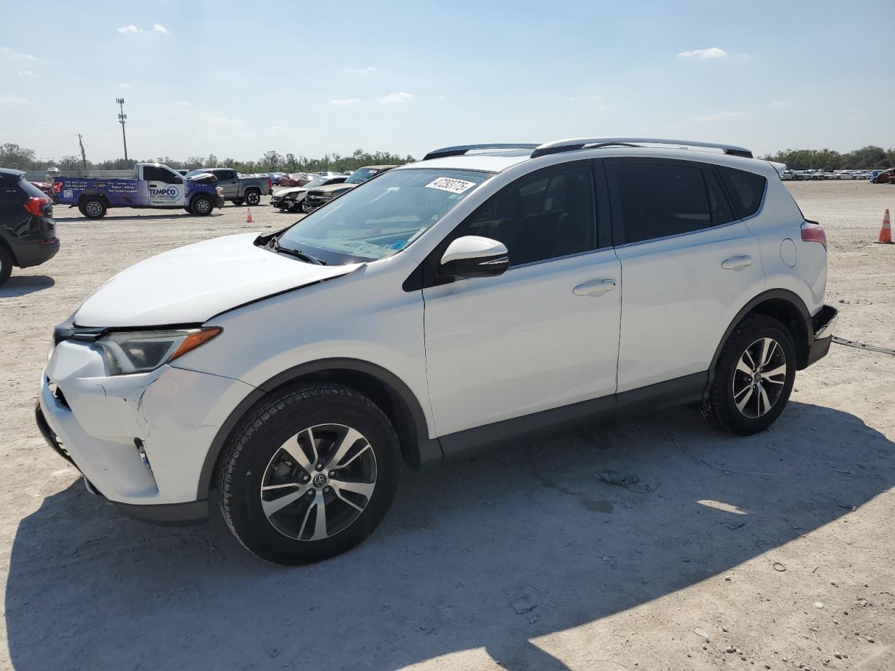 2016 TOYOTA RAV4 XLE