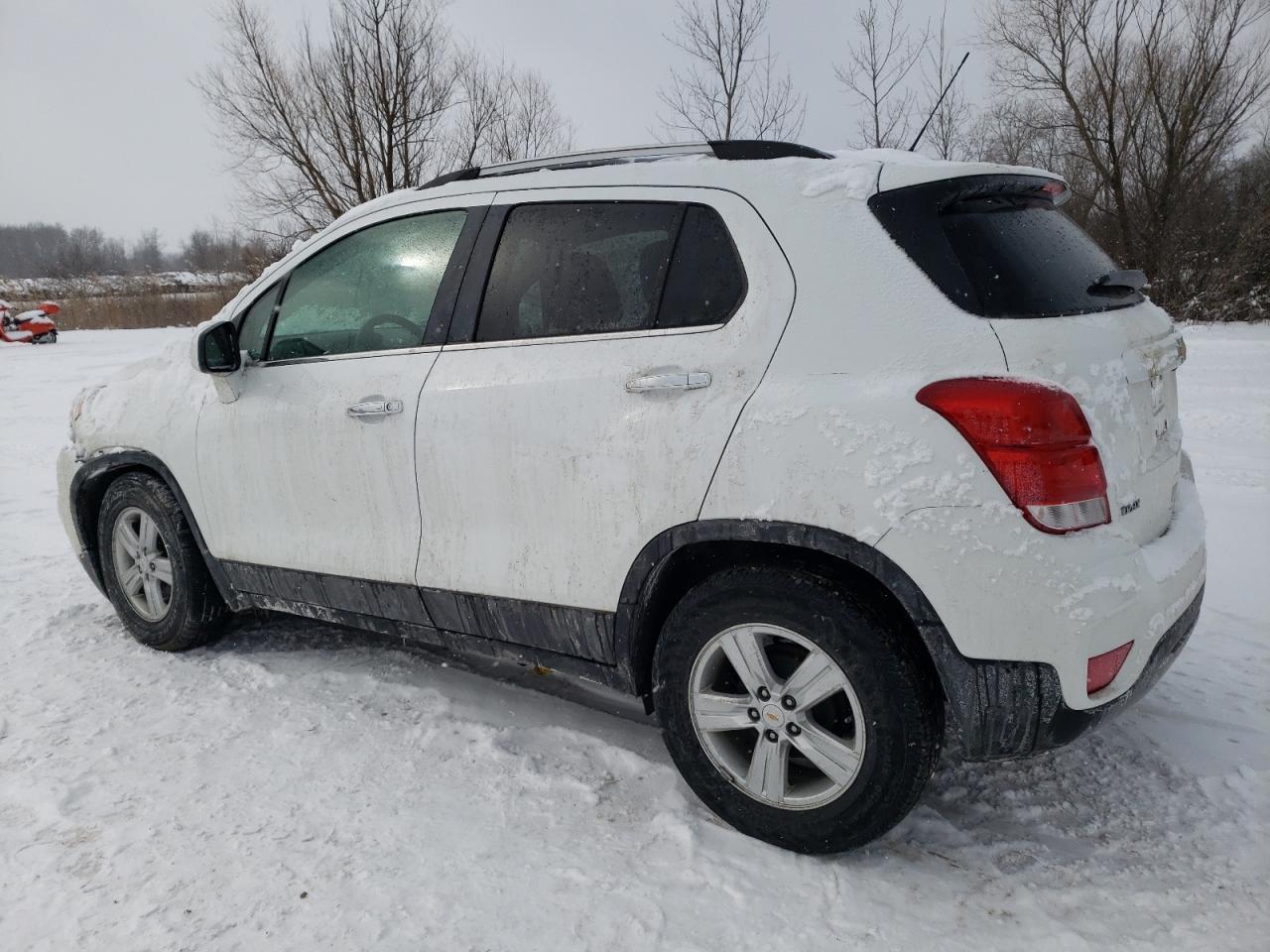 2019 CHEVROLET TRAX 1LT - Фото 2