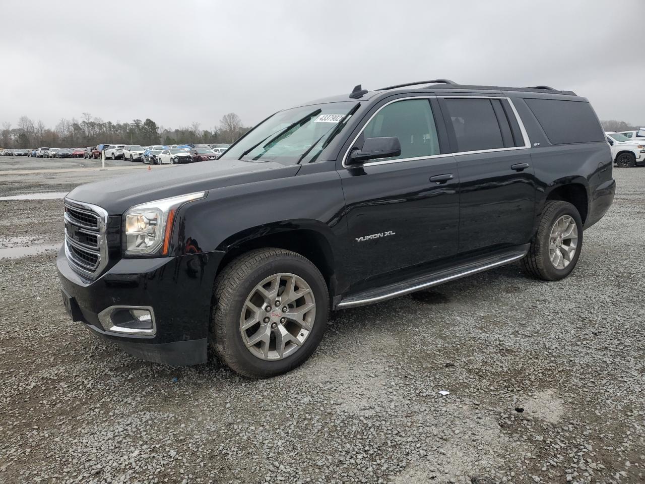 2016 GMC YUKON
