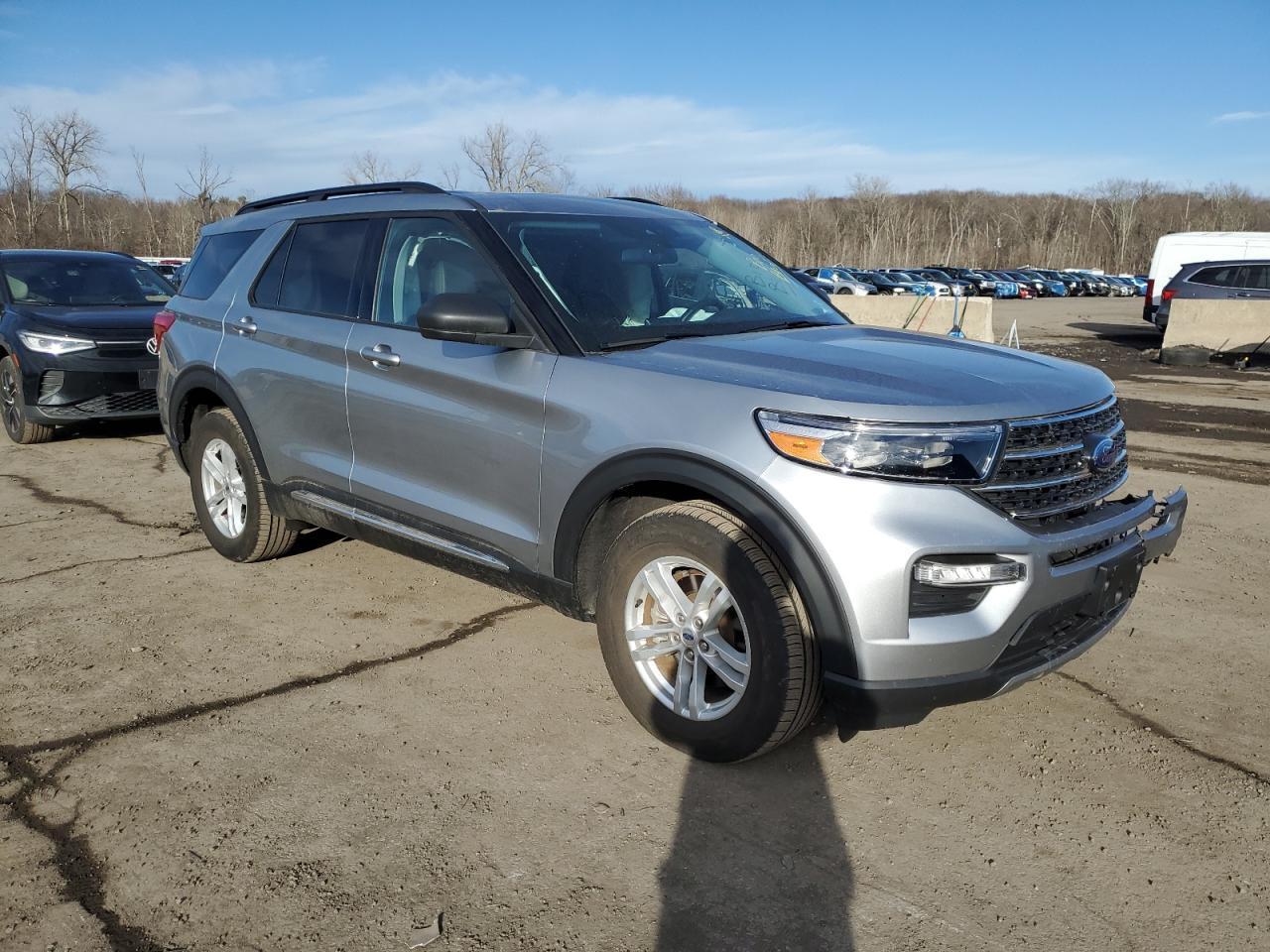 2022 FORD EXPLORER X - Image 4