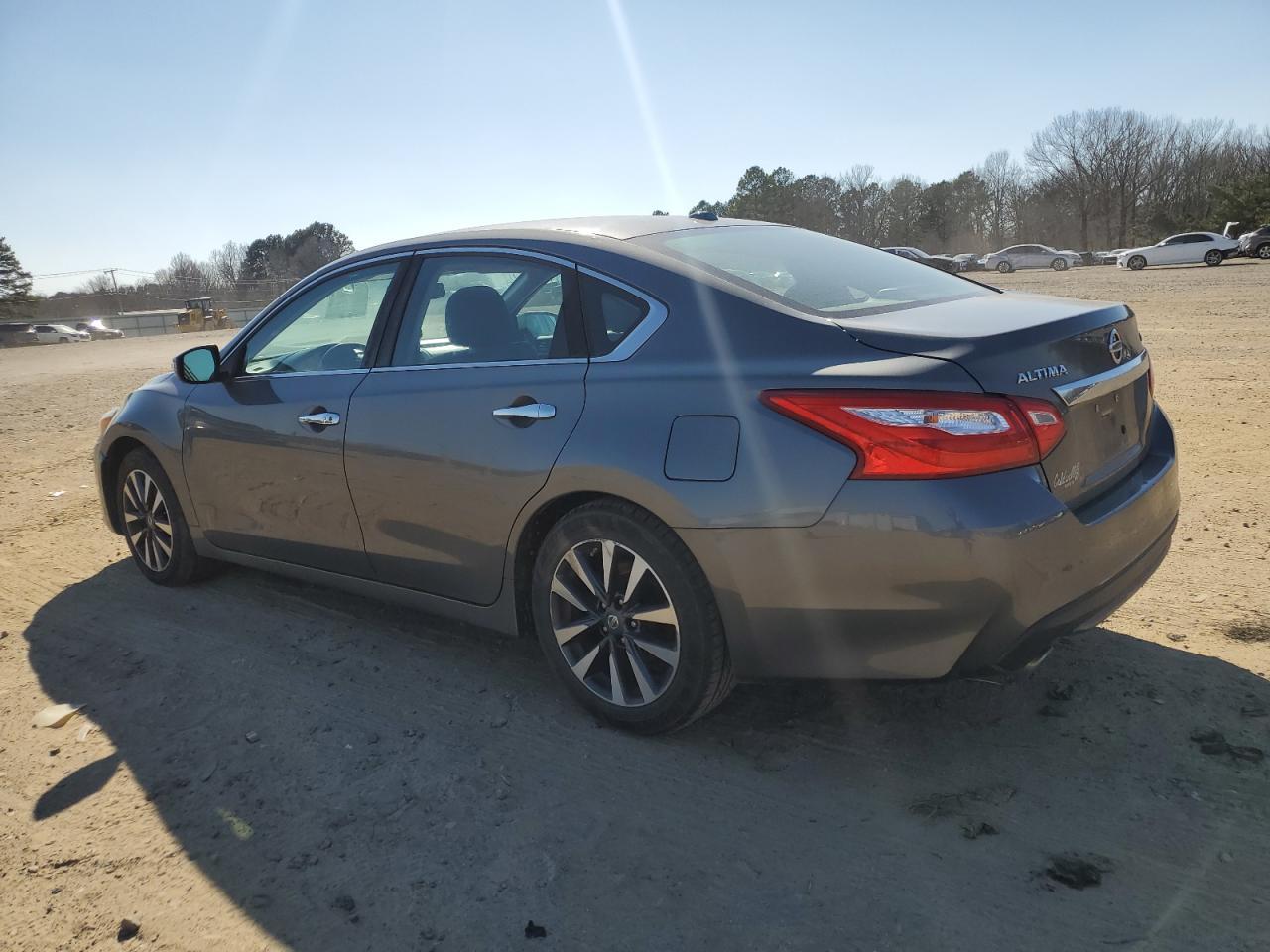 2017 NISSAN ALTIMA 2.5 - Фото 2